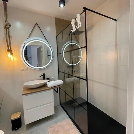 Apartament Nadmorski - Plac Unii - Parking Gdynia